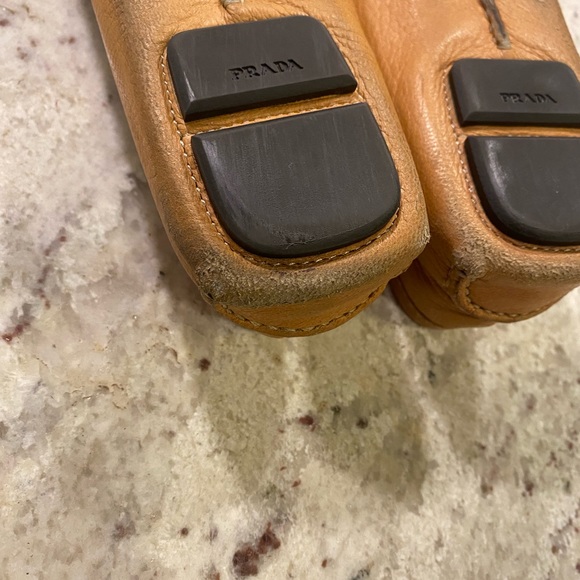 Prada tan leather pointed loafers / driving shoes w/ tassel tassle - Picture 8 of 8